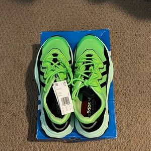 Adidas Ozweego Glow green black